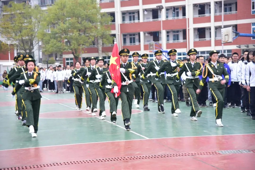 奋蹄扬鞭 勇往直前——邵武四中举行2021年春季开学仪式暨学生表彰